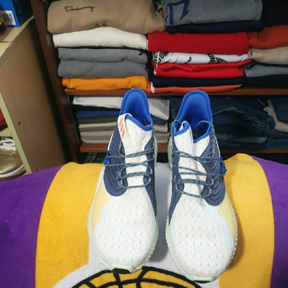 Adidas Alpha Bounce